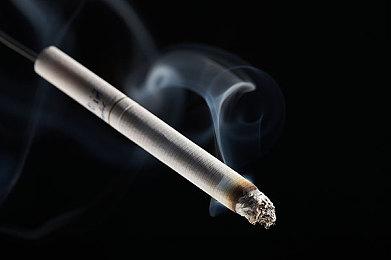 玩家玩《彩虹六号：围攻》误拨电话给警察：我杀了两个人